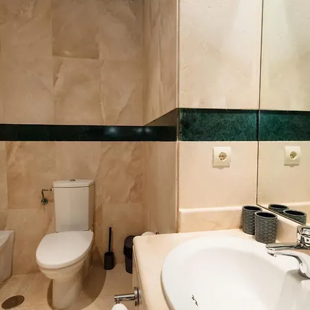 Penthouse With Sea Views In Nueva Andalucia Lejlighed Marbella