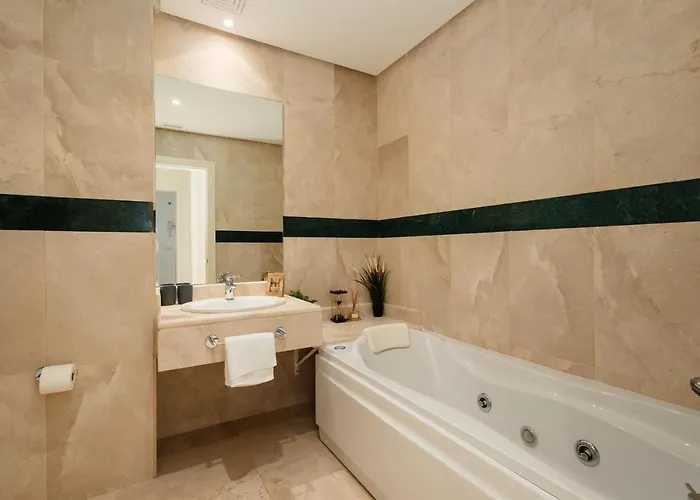 Penthouse With Sea Views In Nueva Andalucia * Марбелья