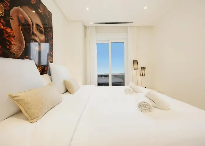 Апартаменти Penthouse With Sea Views In Nueva Andalucia Марбелья