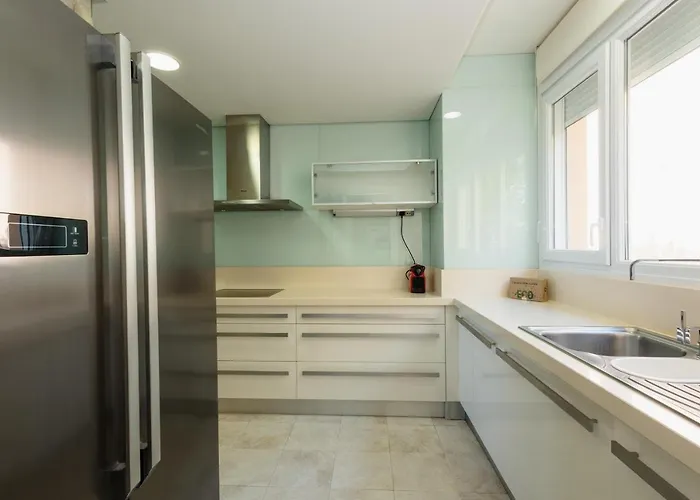 Lejlighed Penthouse With Sea Views In Nueva Andalucia Marbella