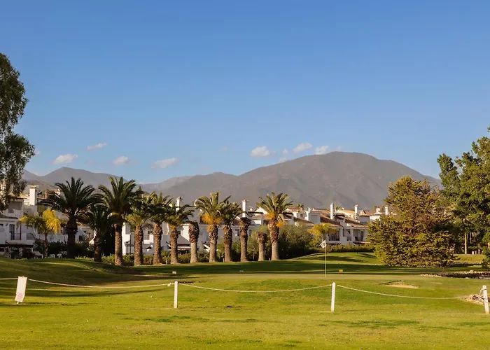 Penthouse With Sea Views In Nueva Andalucia Lejlighed Marbella