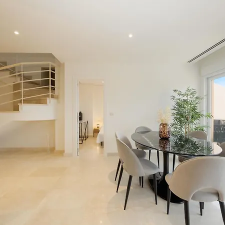 Penthouse With Sea Views In Nueva Andalucia * Marbellac