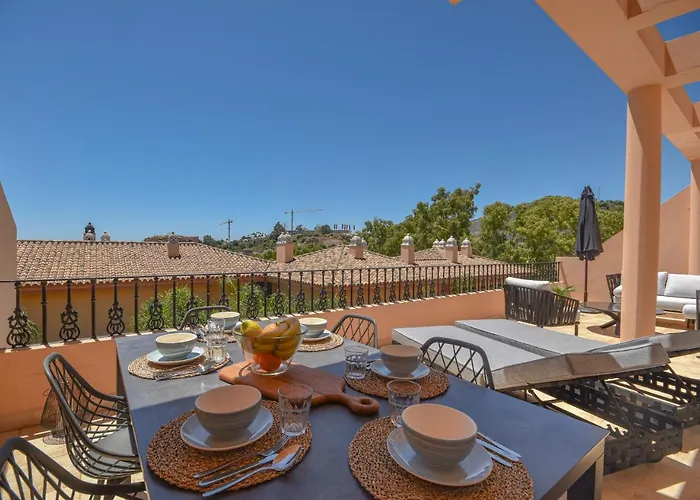 Penthouse With Sea Views In Nueva Andalucia * Marbella