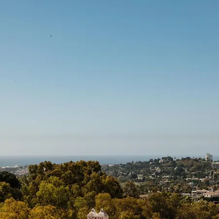 Apartman Penthouse With Sea Views In Nueva Andalucia *