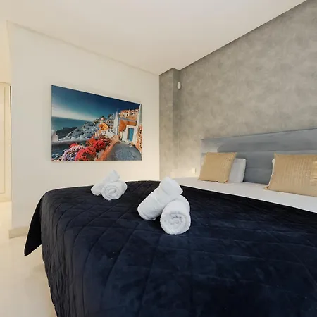 Penthouse With Sea Views In Nueva Andalucia Apartman